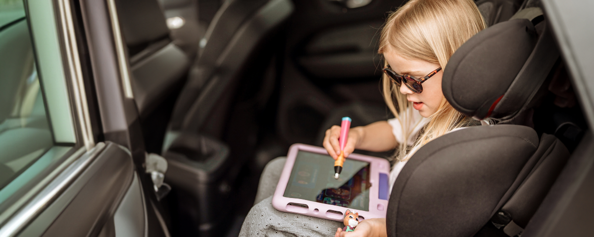 Tipps für lange Autofahrten mit Kindern – So wird die Reise entspannt und unterhaltsam