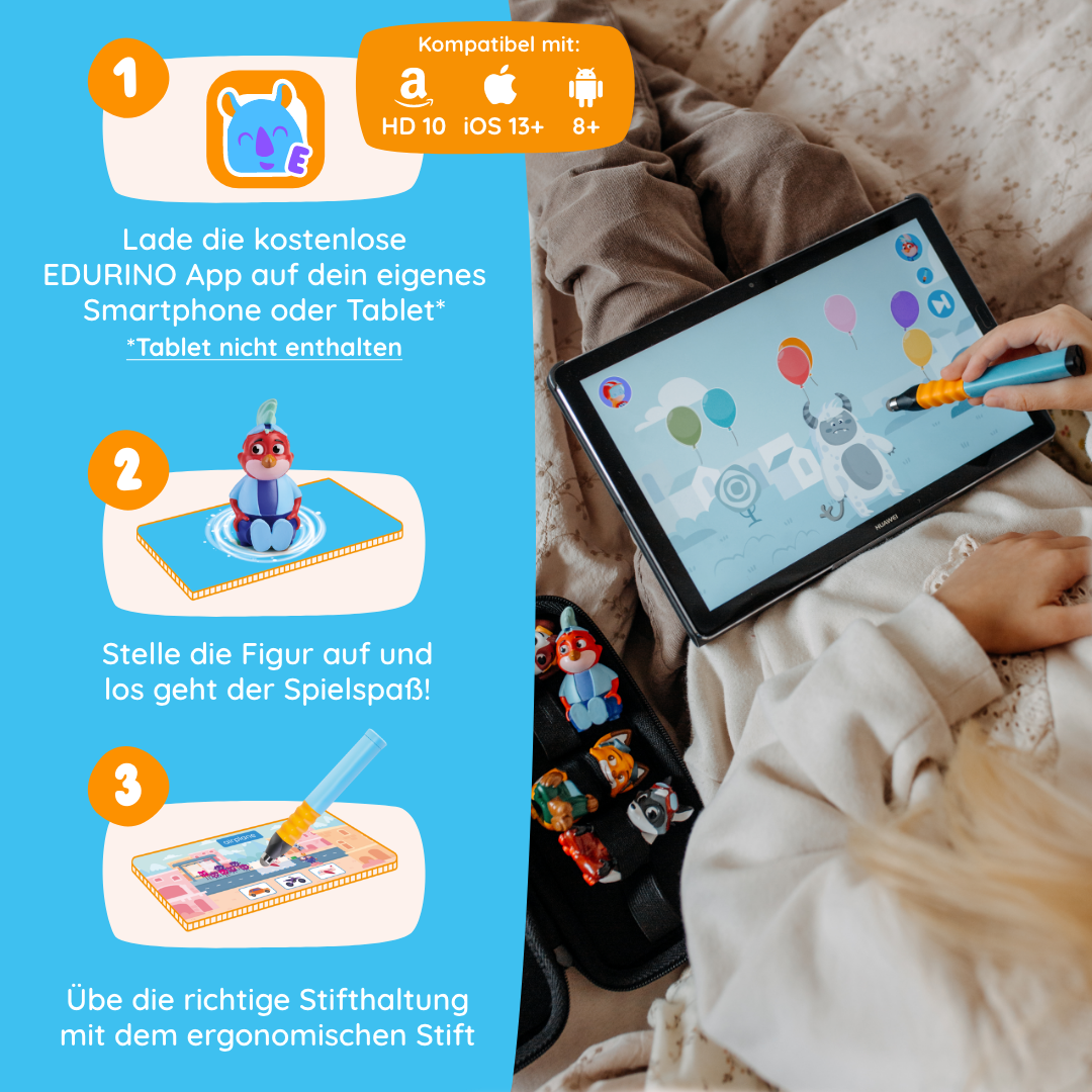 Ein Kind benutzt den ergonomischen Stift und das Tablet mit der Niki "Erstes Englisch" App von Edurino DE, folgt spielerisch den Anweisungen und erkundet Spielzeug in einer gemütlichen Umgebung.