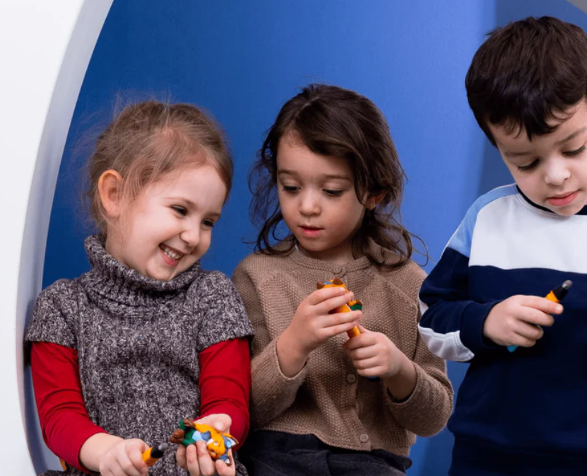 Kinder auf die Zukunft vorbereiten: Diese Kompetenzen brauchen sie!